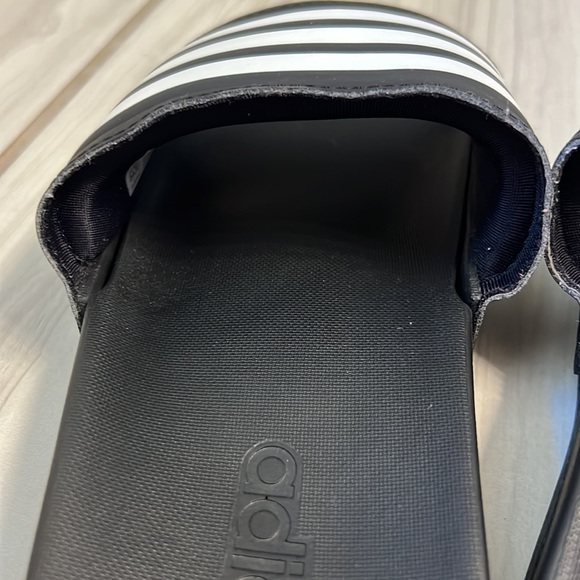 Adidas Adilette Cloudfoam Black and White Slides Sandals US Women’s 5 - Picture 3 of 6